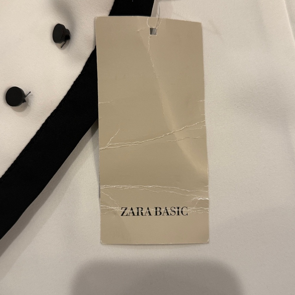 Zara Crewneck Flowy Sleeveless White w/ Black Stripe/Button Details Shell Blouse - Picture 9 of 9